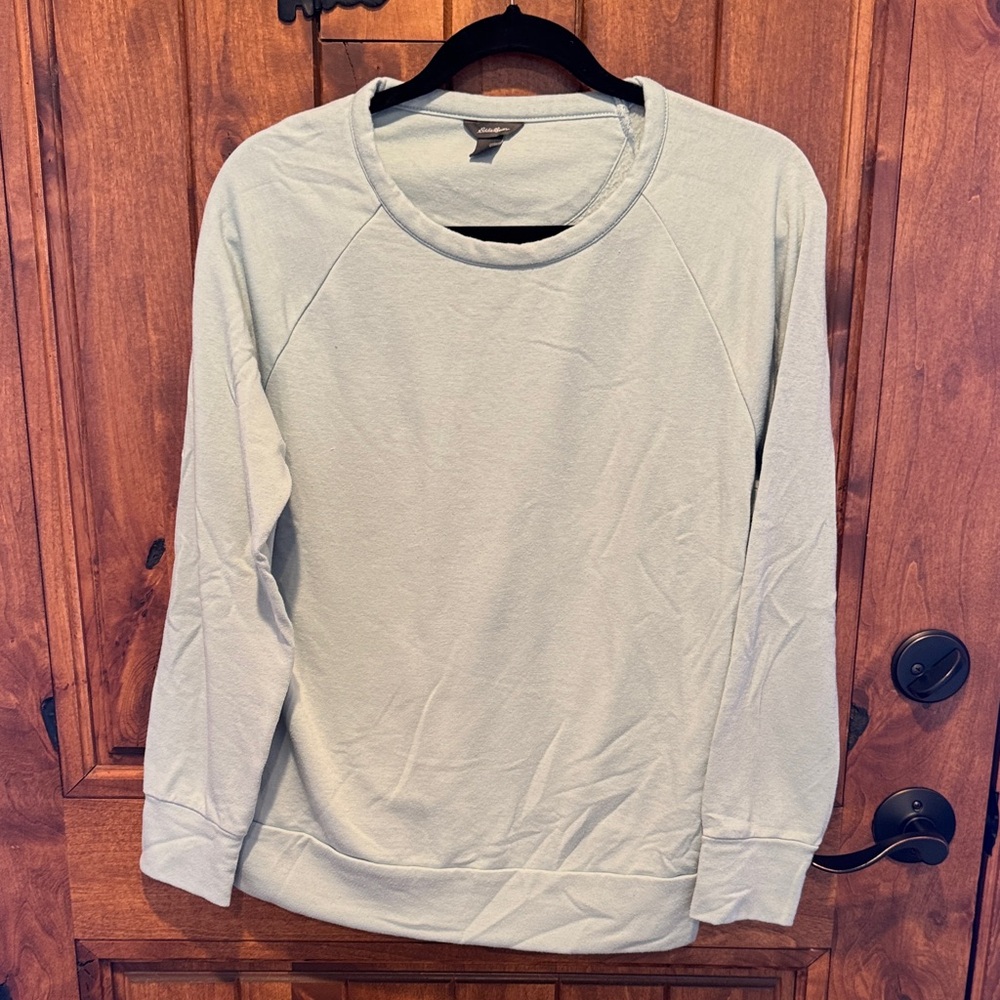 Eddie Bauer Women's light blue  Crew Neck Sweater